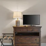 Condo On Music Row W Parking, Sleeps 6, Pool